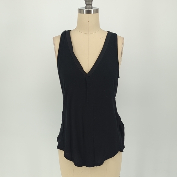 Banana Republic V Neck Knit Tank Top Black XS casual summer goth punk layered - Picture 1 of 5
